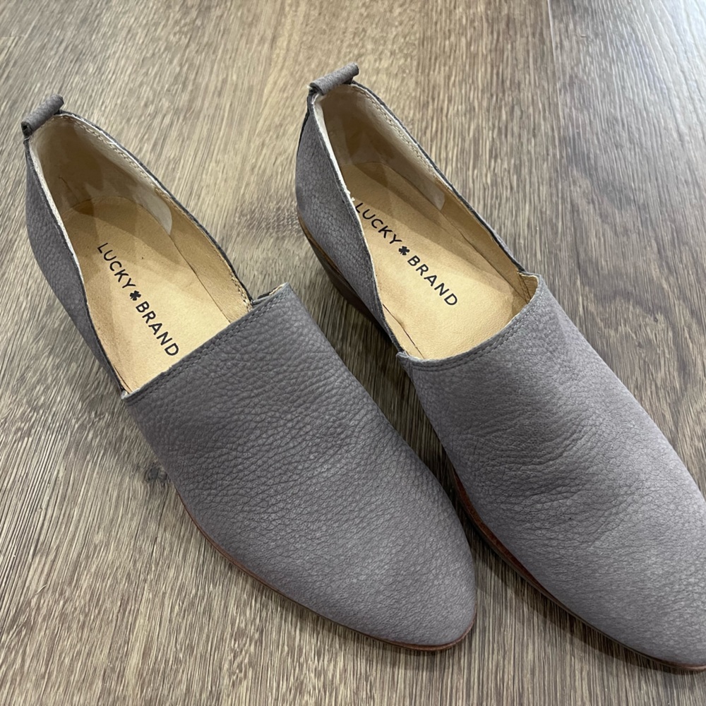 Lucky Brand size 6.5 booties